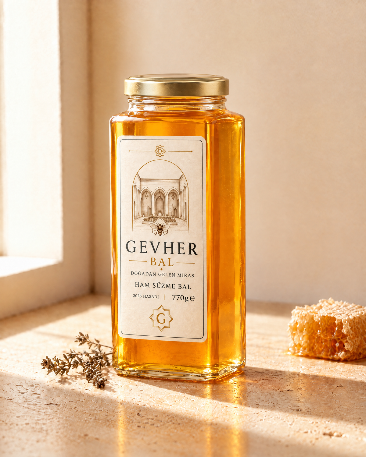 Gevher süzme bal, 700 g cam kavanoz